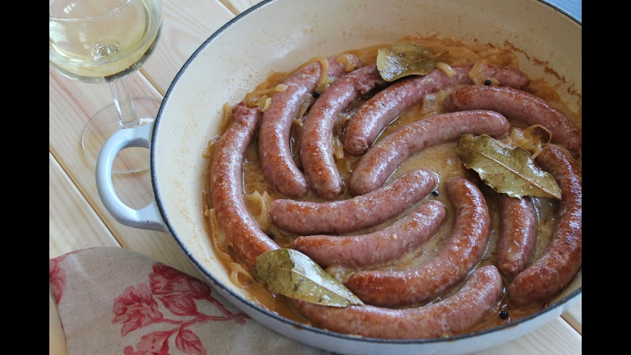 cómo hacer salchichas al vino blanco